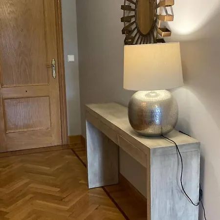 Flat With River Views Apartament *